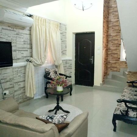 Kh Lodge Abuja Eksteriør bilde