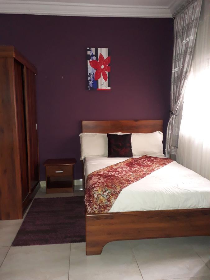 Kh Lodge Abuja Eksteriør bilde