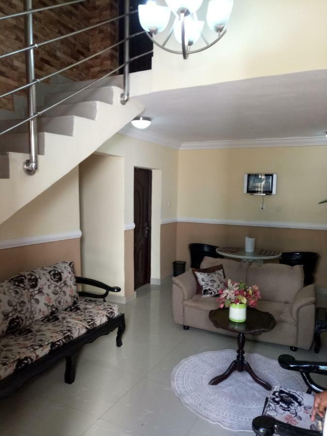 Kh Lodge Abuja Eksteriør bilde